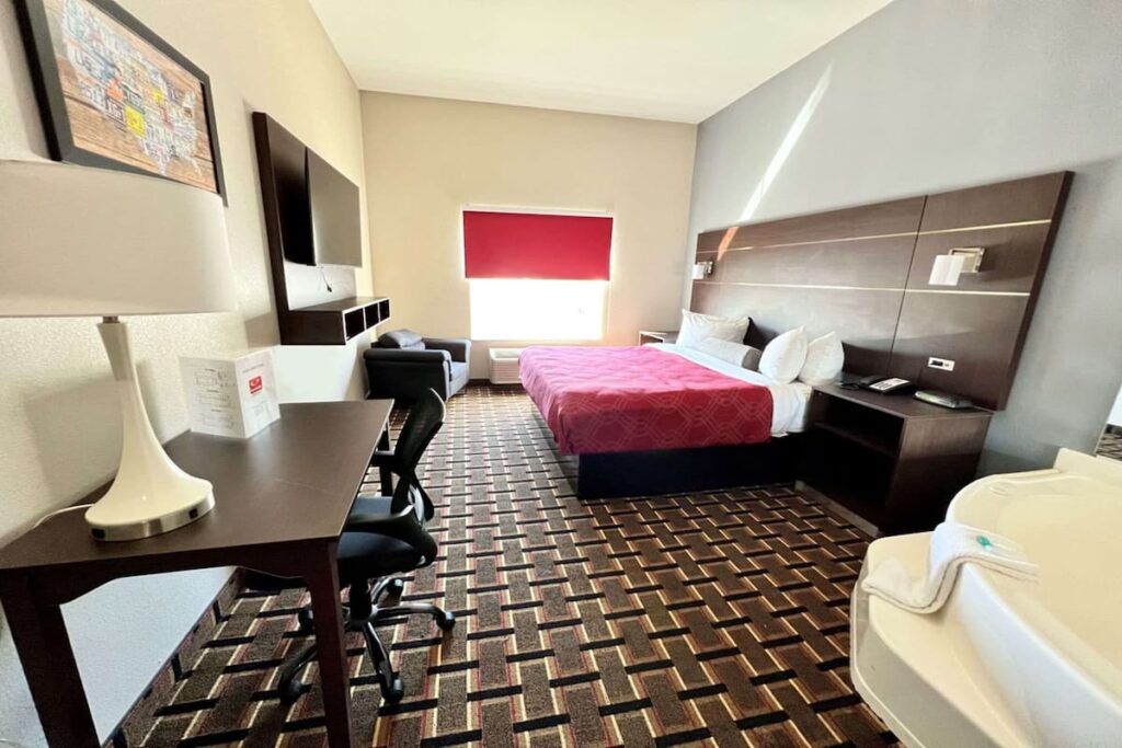 Econo Lodge Augusta West near Fort Eisenhower - Image 4