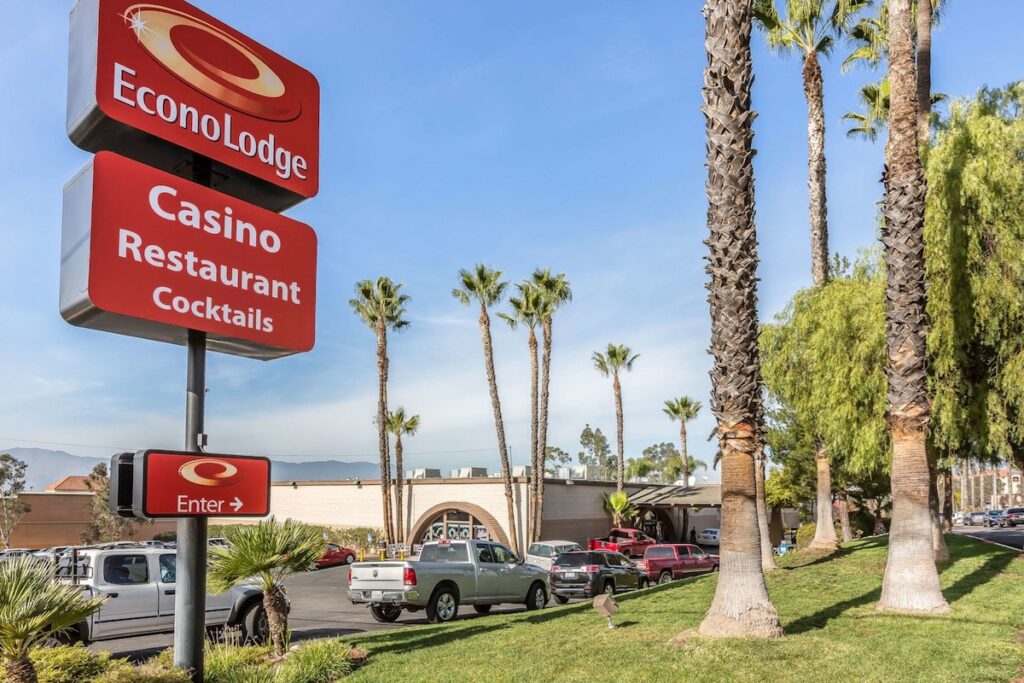 Econo Lodge Lake Elsinore Casino - Image 2