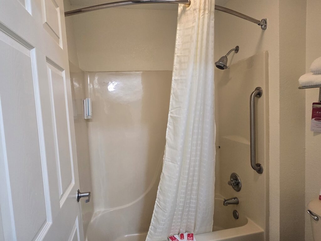 Econo Lodge Villa Rica - Image 1