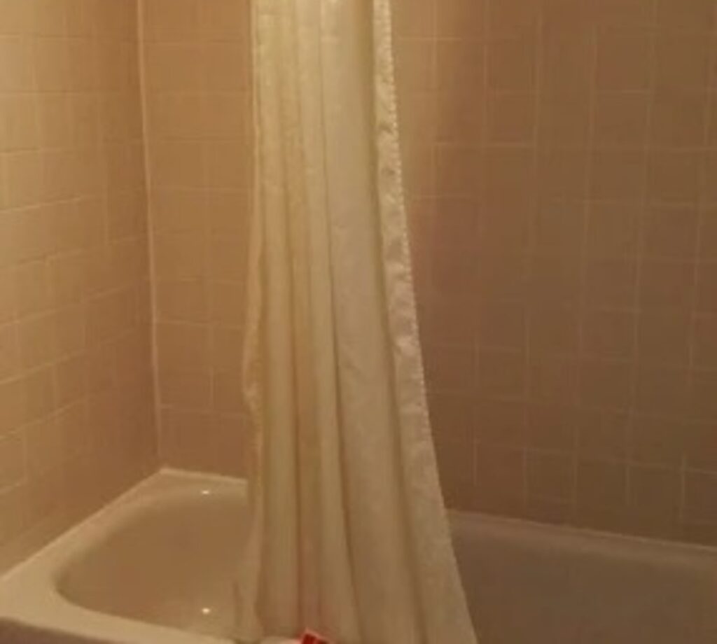 Econo Lodge Virginia Beach Town Center - Image 1