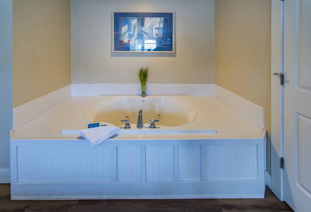 Edgewater Resort - Image 1