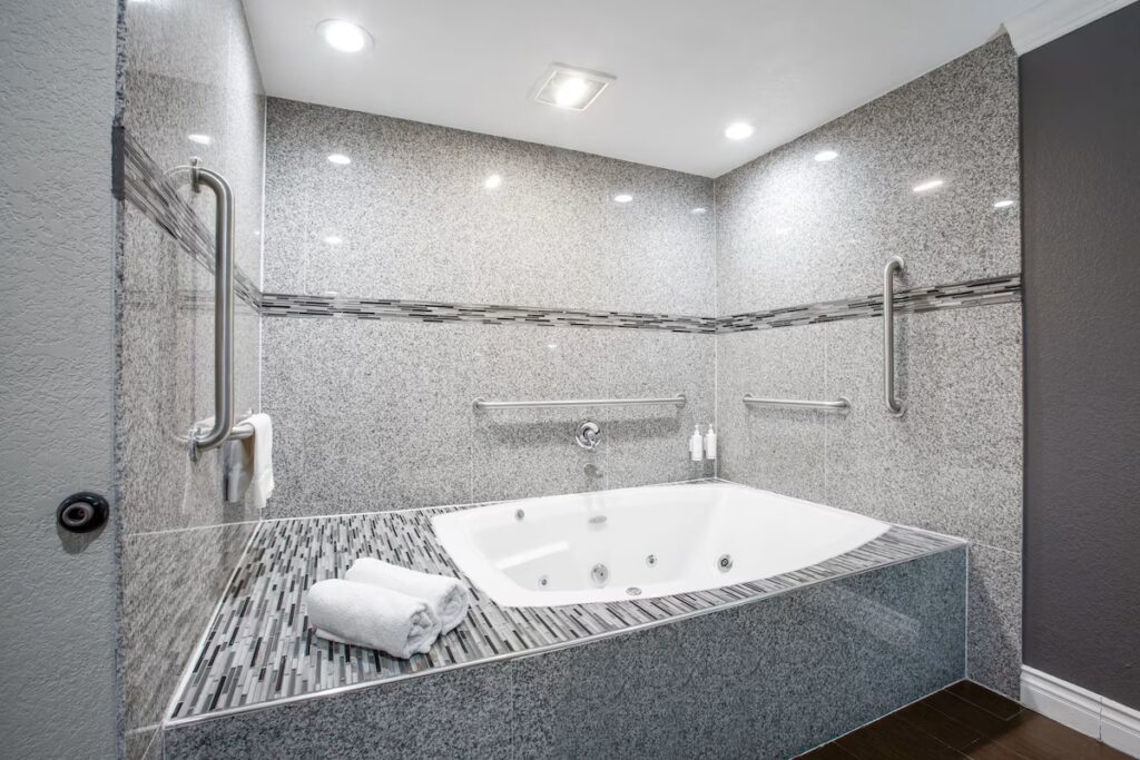 Elev8 Hotel Los Angeles LAX - Image 1