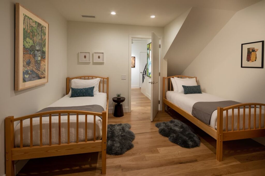 Elevation Lofts Hotel - Image 4