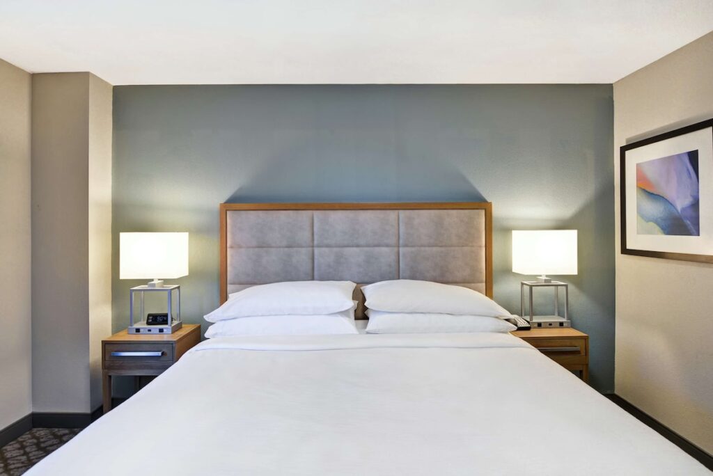 Embassy Suites by Hilton Orlando Downtown - Image 2