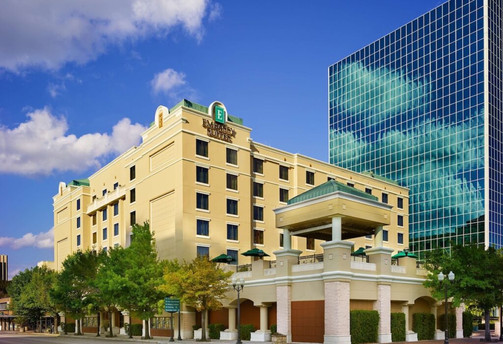 Embassy Suites by Hilton Orlando Downtown - Image 4