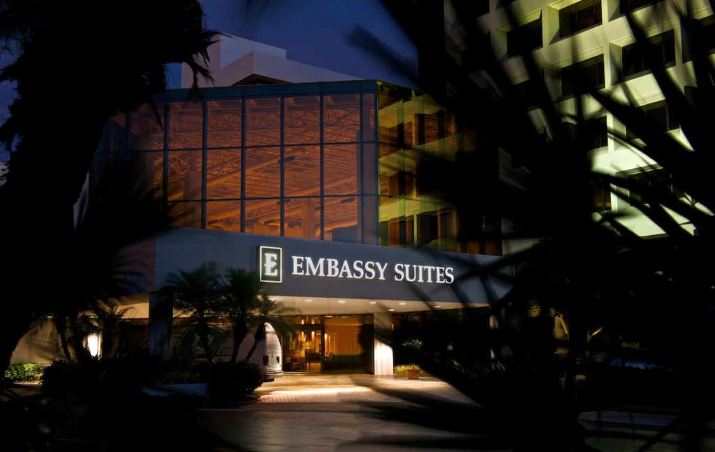 Embassy Suites by Hilton Palm Beach Gardens PGA Boulevard - Image 2