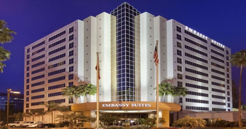 Embassy Suites by Hilton San Diego La Jolla - Image 5