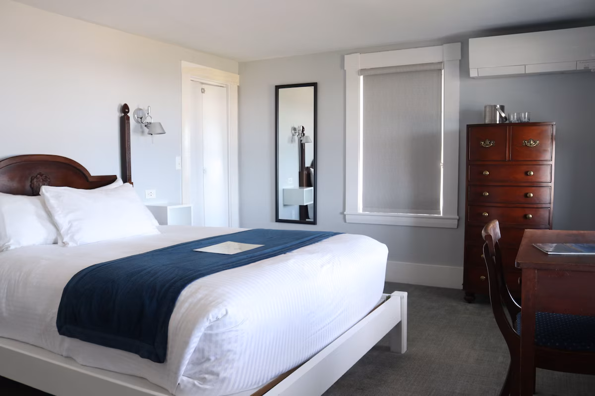 Emerson Inn - Image 2