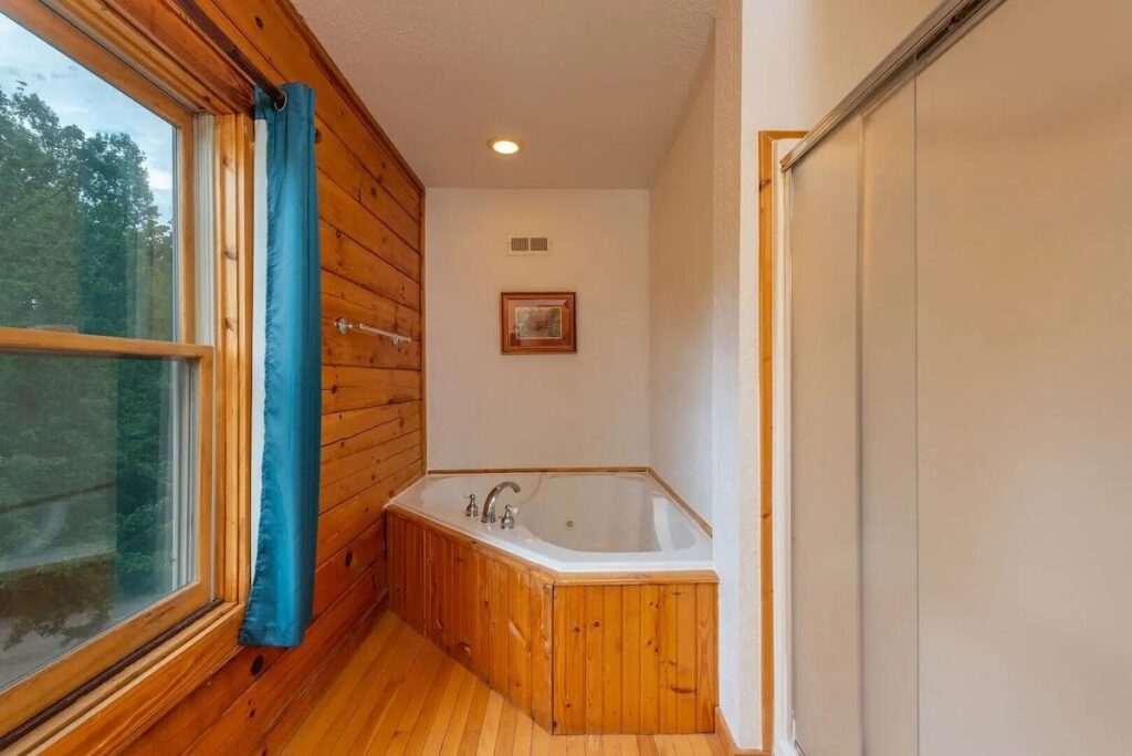 Engadine Inn & Cabins - Image 2
