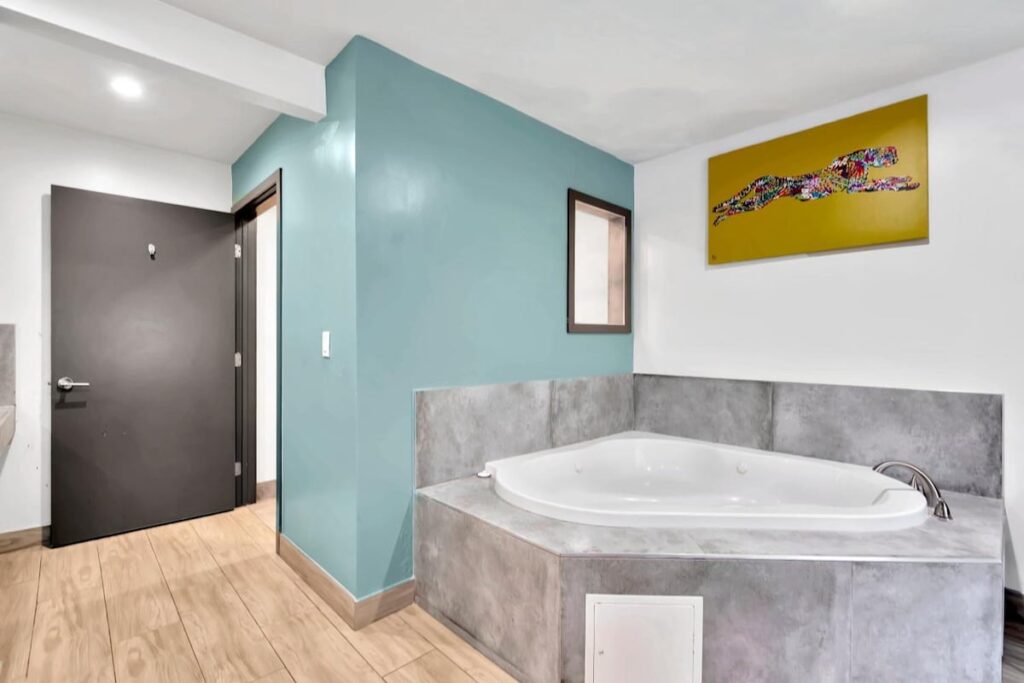 Exclusivo Inn & Suites