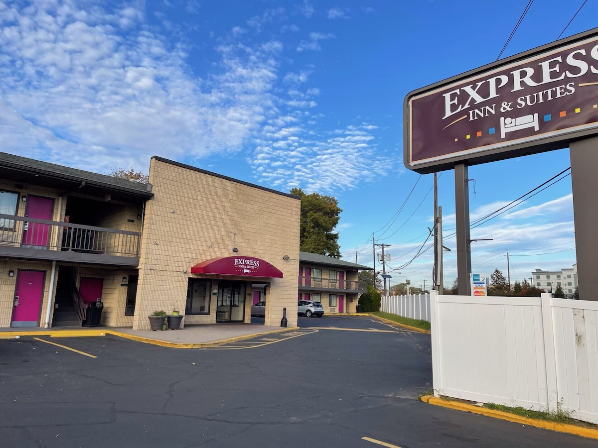 Express Inn -Rahway - Image 2