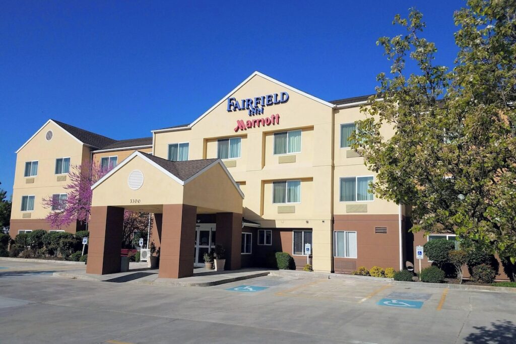 Fairfield Inn By Marriott Boise - Image 2