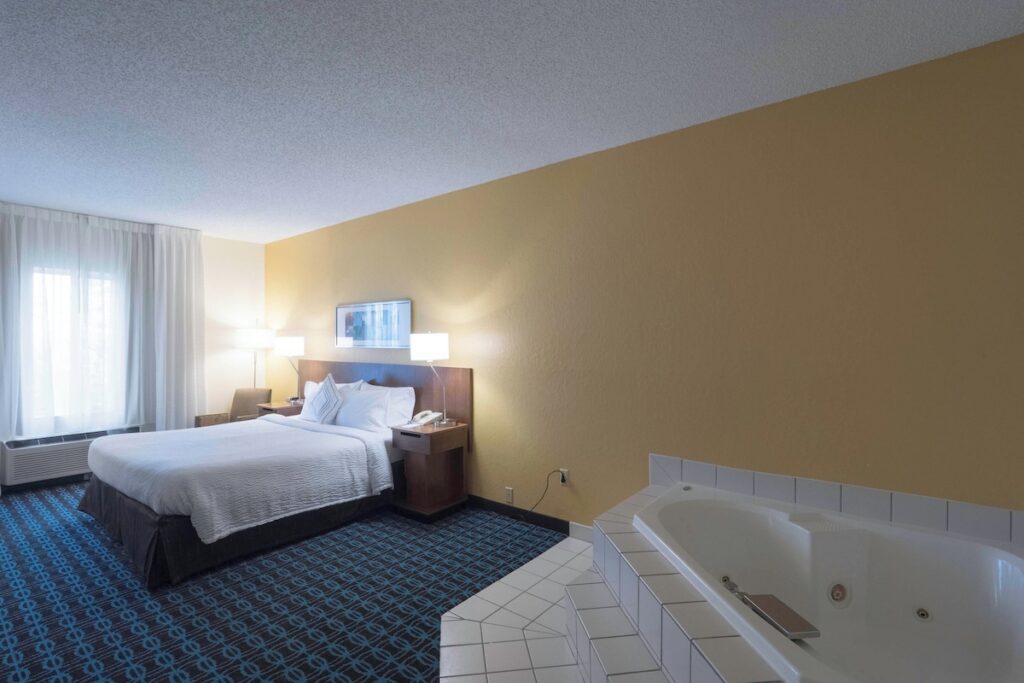 Fairfield Inn & Suites by Marriott Cleveland Streetsboro - Image 1