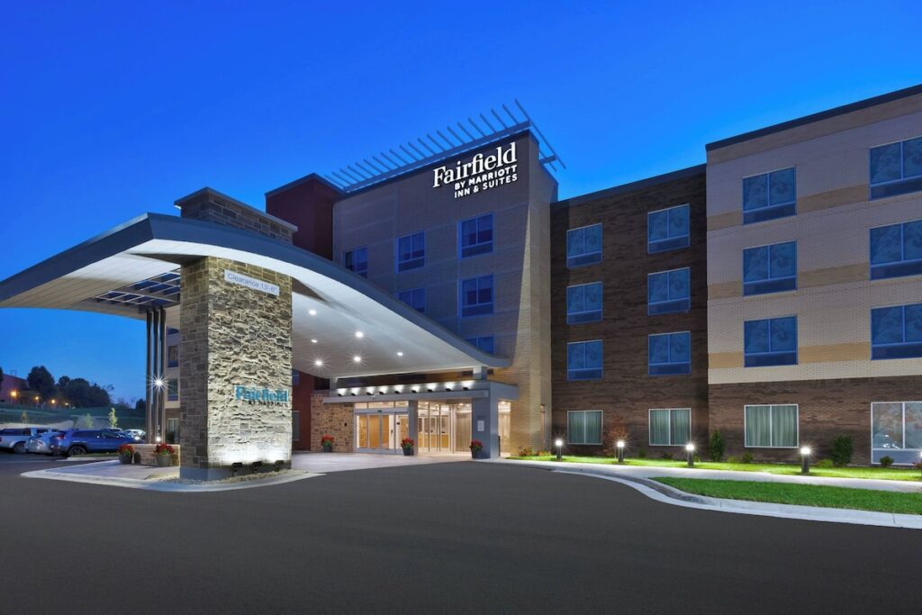 Fairfield Inn & Suites by Marriott Cincinnati Airport South/Florence - Image 4