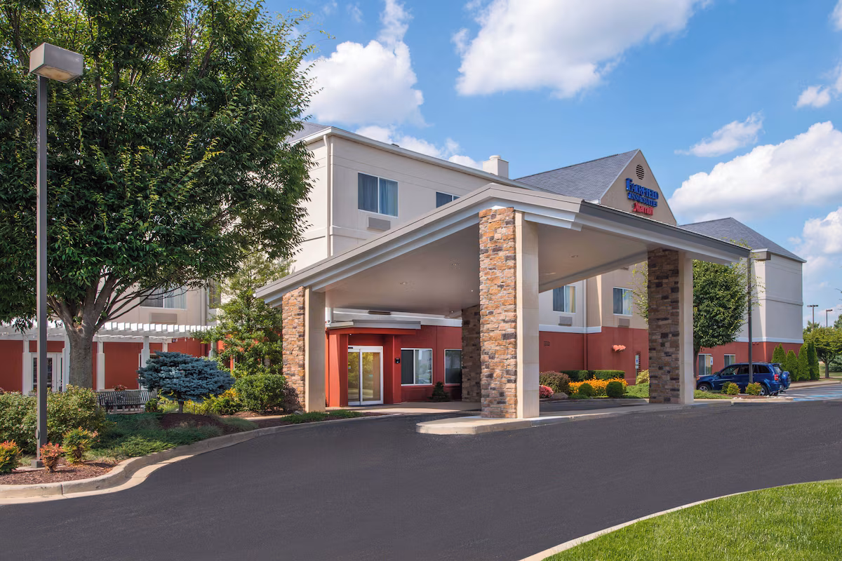 Fairfield Inn & Suites by Marriott Frederick - Image 2