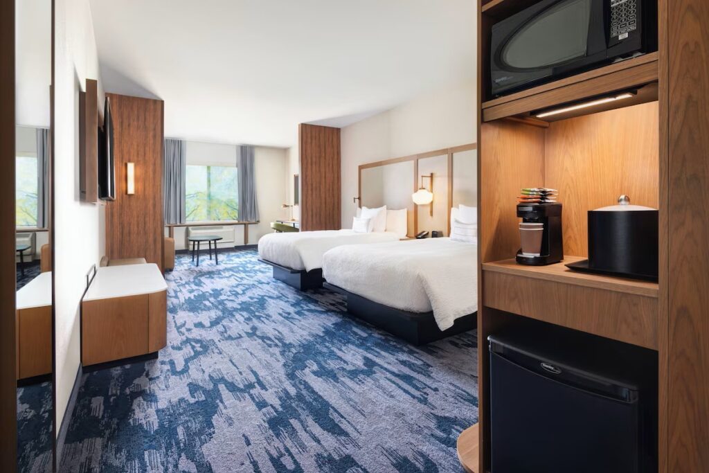 Fairfield Inn & Suites by Marriott Lexington East/I-75 - Image 2