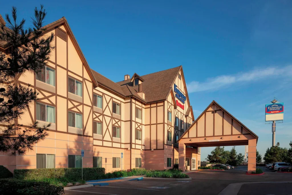 Fairfield Inn & Suites by Marriott Selma Kingsburg - Image 2
