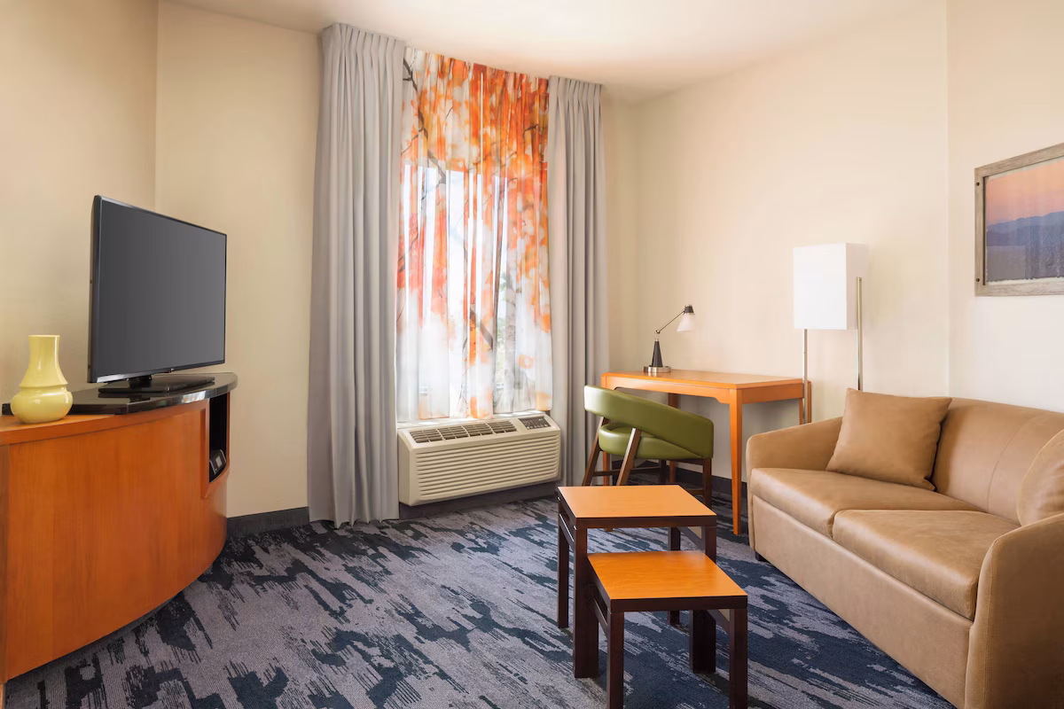 Fairfield Inn & Suites by Marriott Selma Kingsburg - Image 4