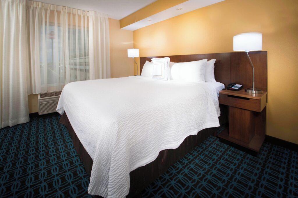 Fairfield Inn and Suites by Marriott Idaho Falls - Image 3
