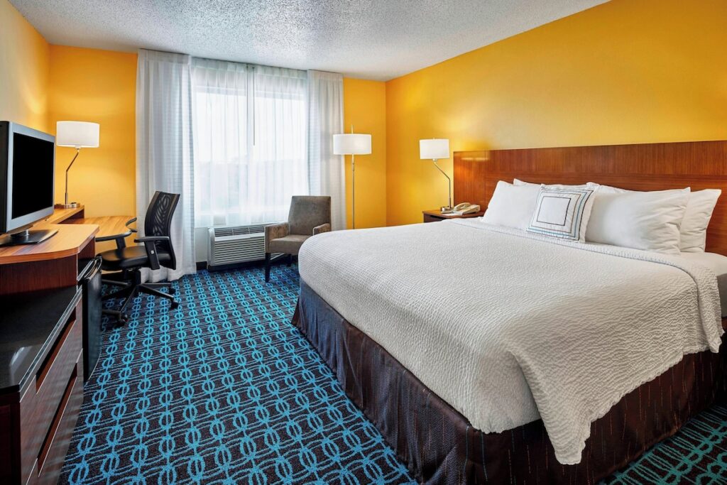 Fairfield Inn by Marriott Myrtle Beach Broadway at the Beach - Image 3