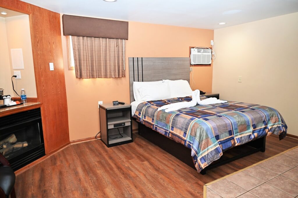 Fellows Creek Lodge - Image 3