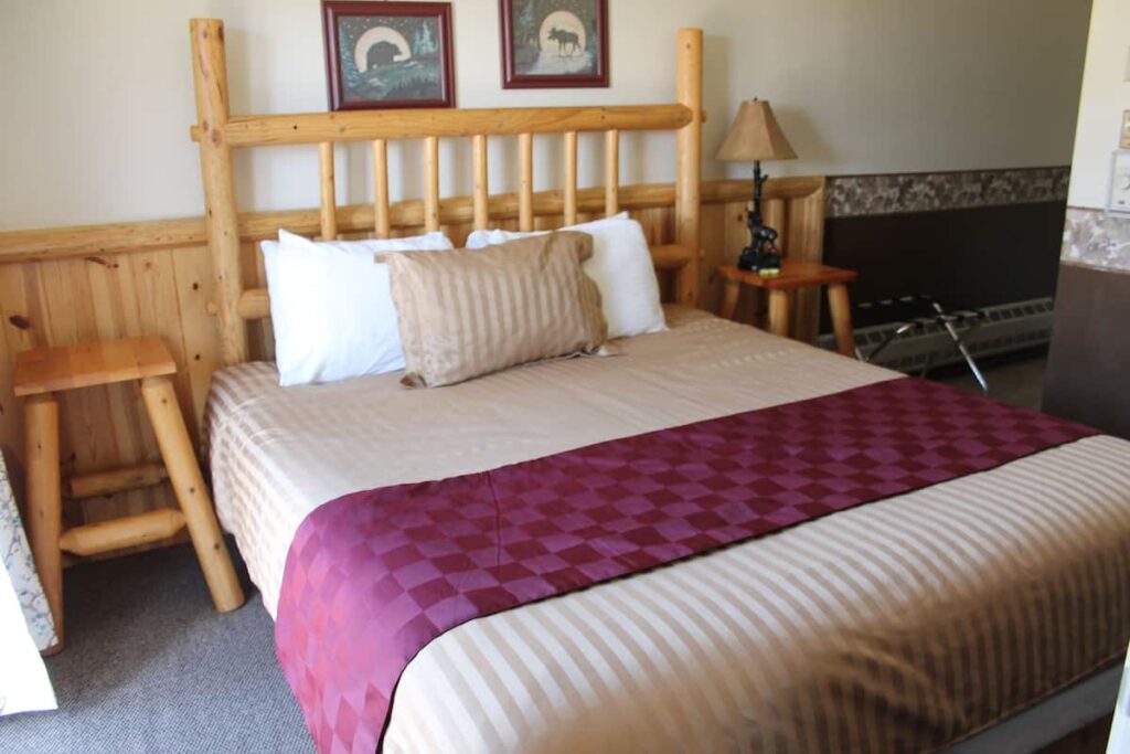 Fireside Lodge - Image 3