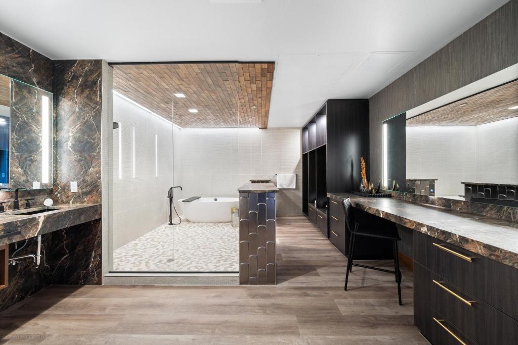 Flying Horse Resort & Club - Image 4