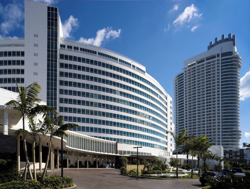 Fontainebleau Miami Beach - Image 2