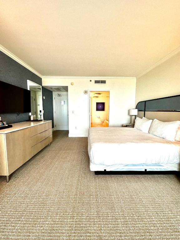 Fontainebleau Miami Beach,Tresor - Image 4