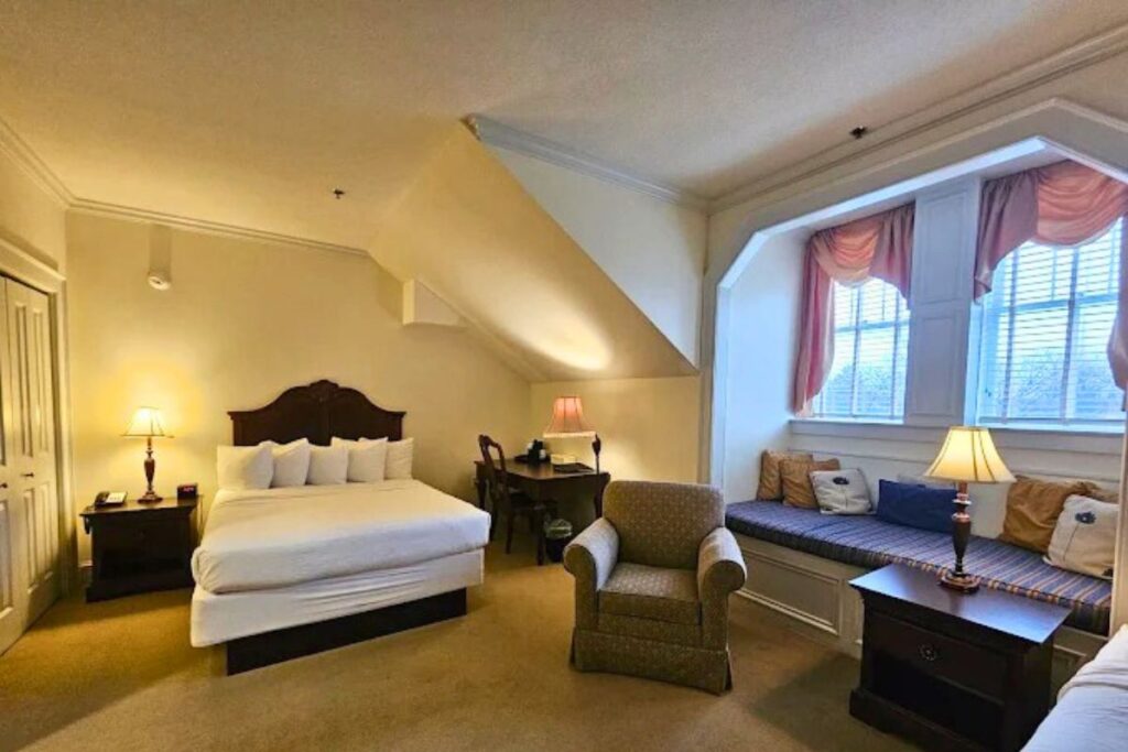 Fort Harrison State Park Inn - Image 2