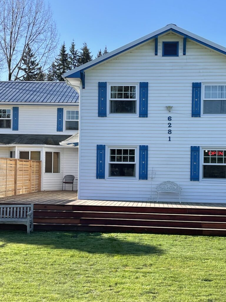 Foster Lake Inn - Image 3