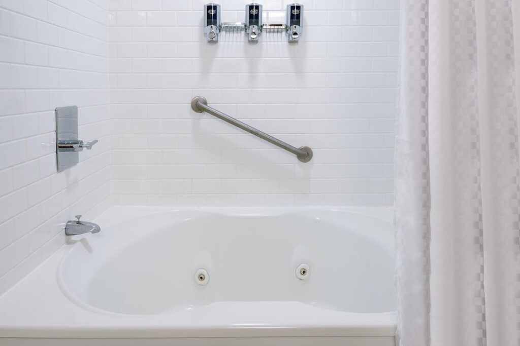 Four Points by Sheraton Huntsville Airport - Image 1