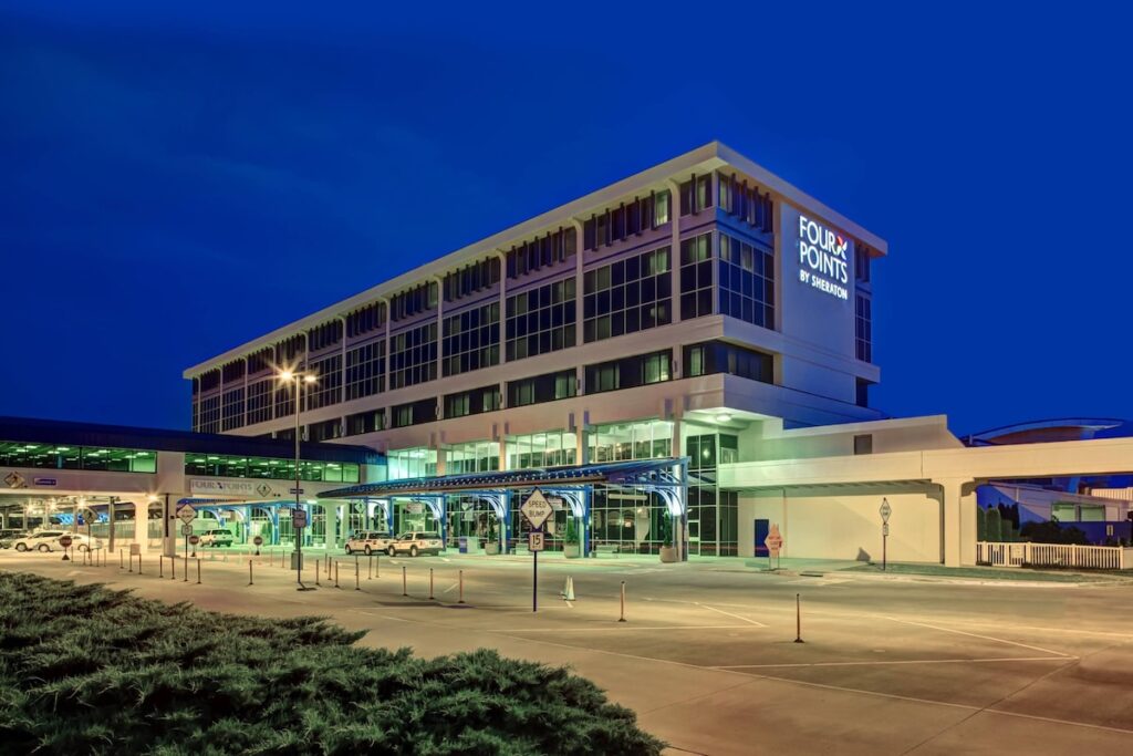 Four Points by Sheraton Huntsville Airport - Image 4