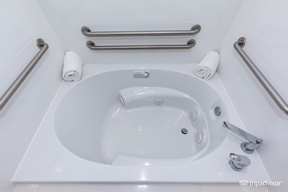 Four Points by Sheraton Jacksonville Beachfront - Image 1