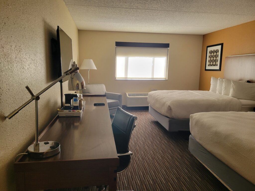 Four Points by Sheraton Milwaukee Airport - Image 4