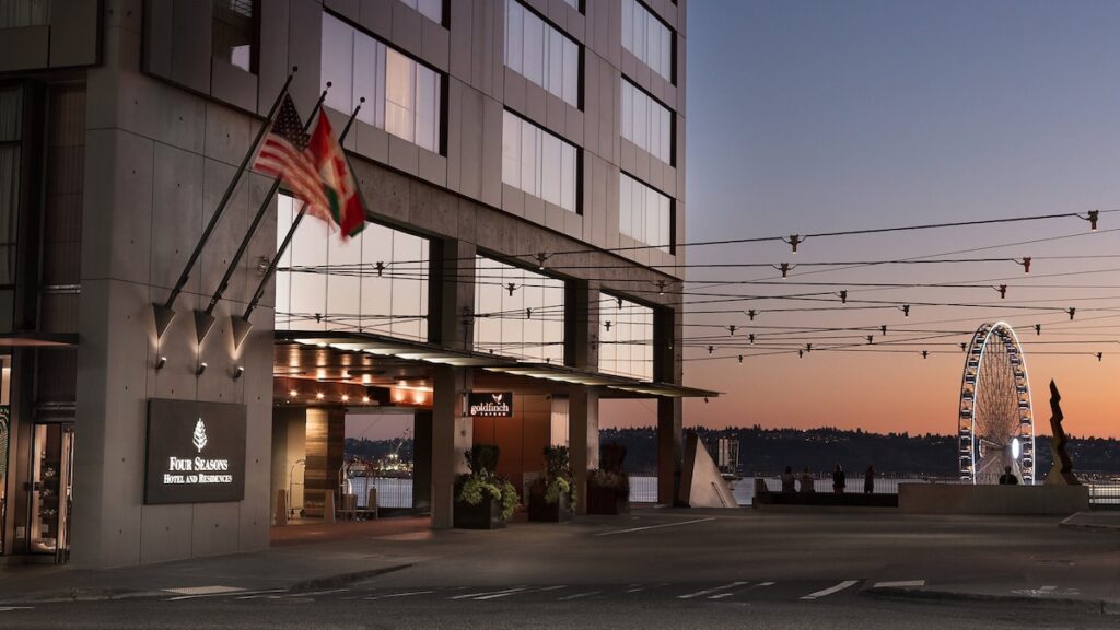 Four Seasons Hotel Seattle - Image 5