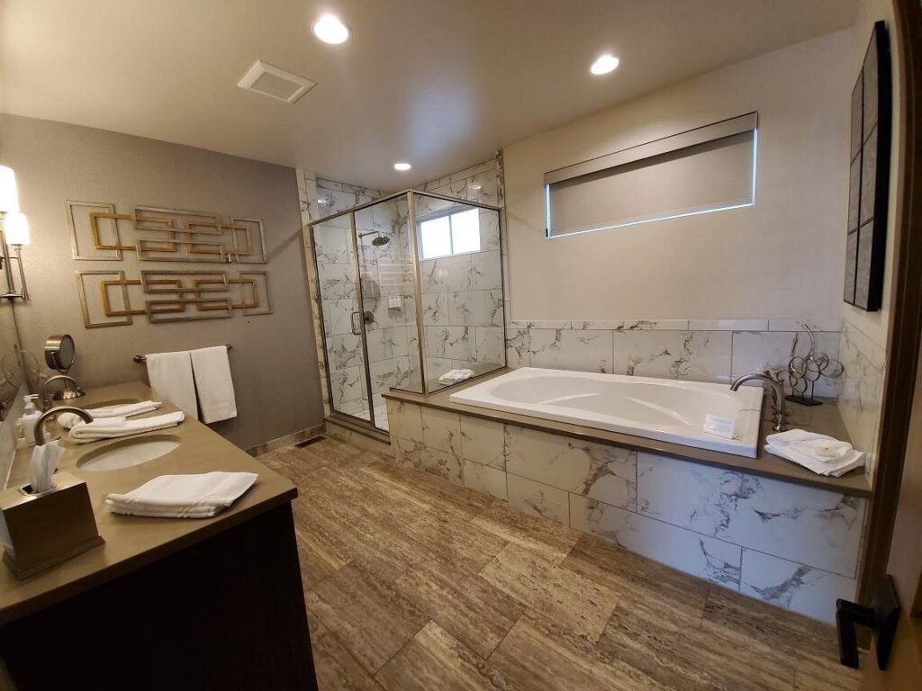 Garden of the Gods Resort and Club