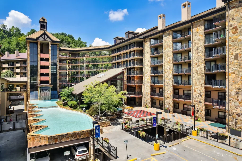 Gatlinburg Town Square - Image 2