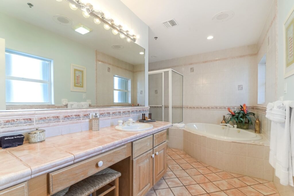 Glunz Ocean Beach Hotel & Resort