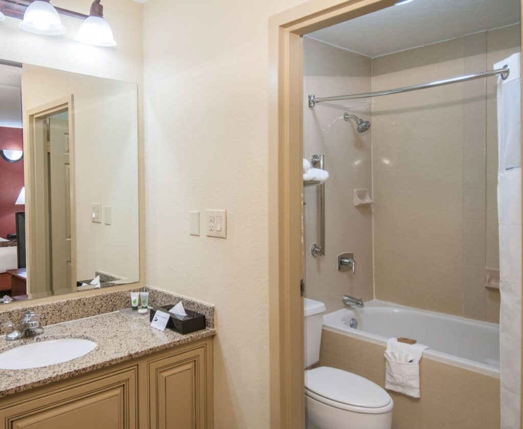 Governor’s Suites Hotel Oklahoma City Airport Area