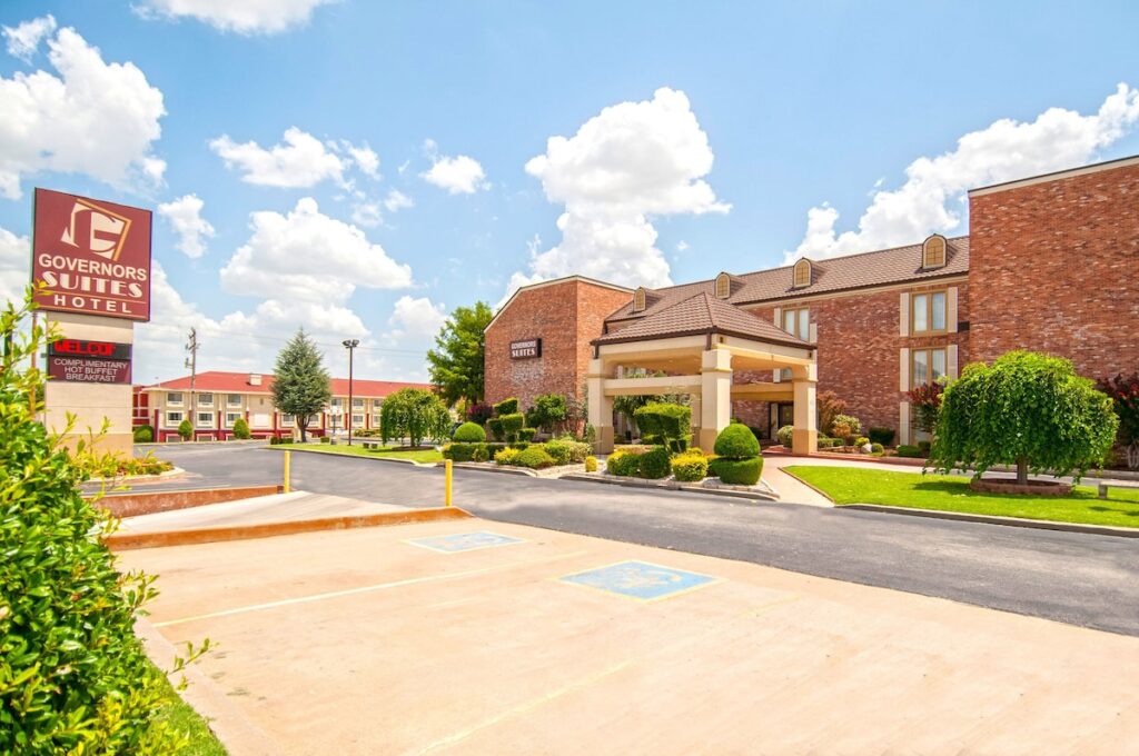 Governor’s Suites Hotel Oklahoma City Airport Area - Image 4
