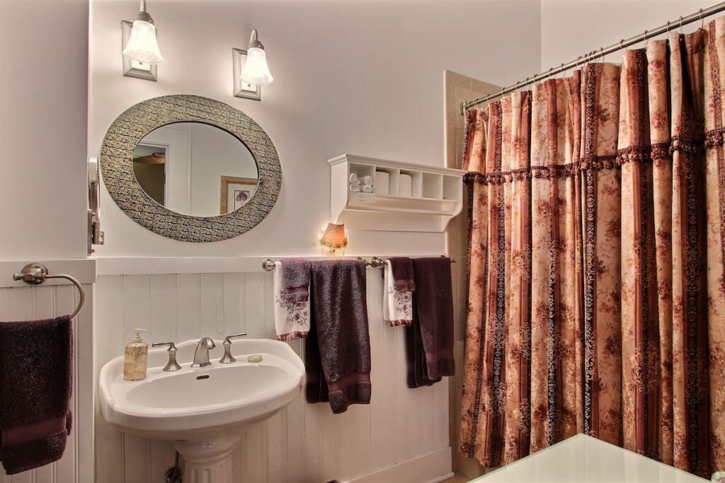 Green Palm Inn - Image 3