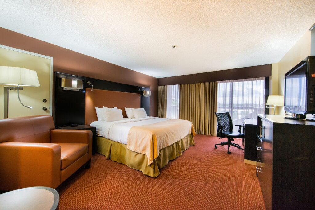 GreenTree Hotel Phoenix West - Image 3