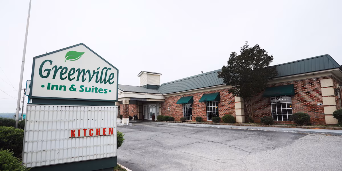 Greenville Inn and Suites - Image 2