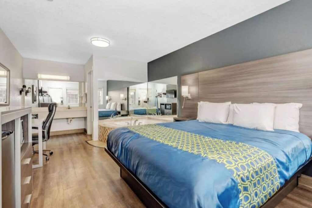 Grove City Travel Inn Columbus South - Image 4