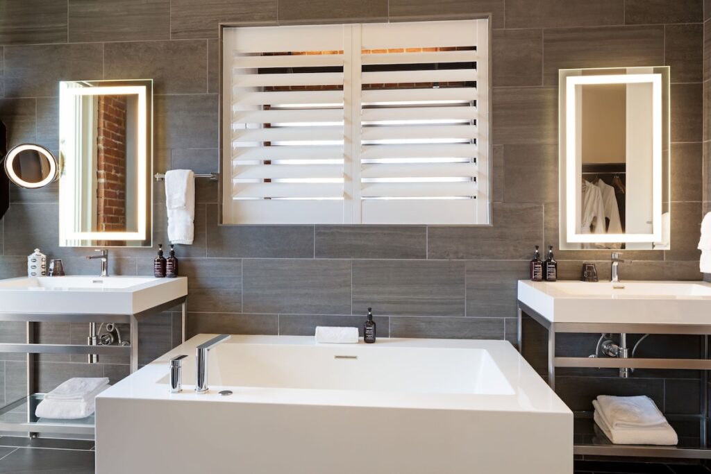 HOTEL CERRO, Autograph Collection - Image 1