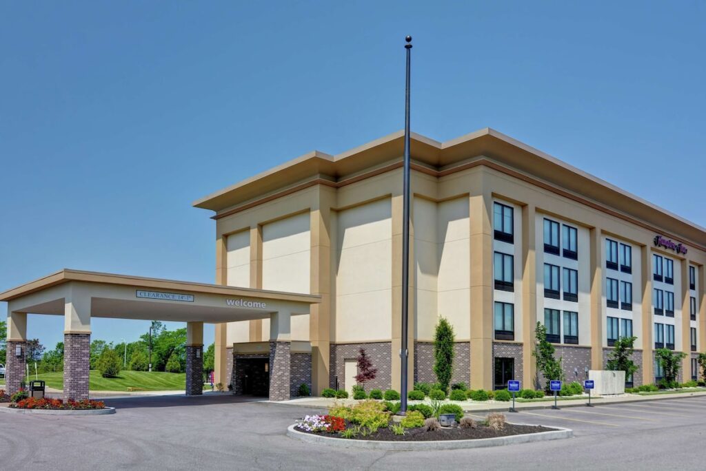 Hampton Inn Cincinnati Airport South - Image 4