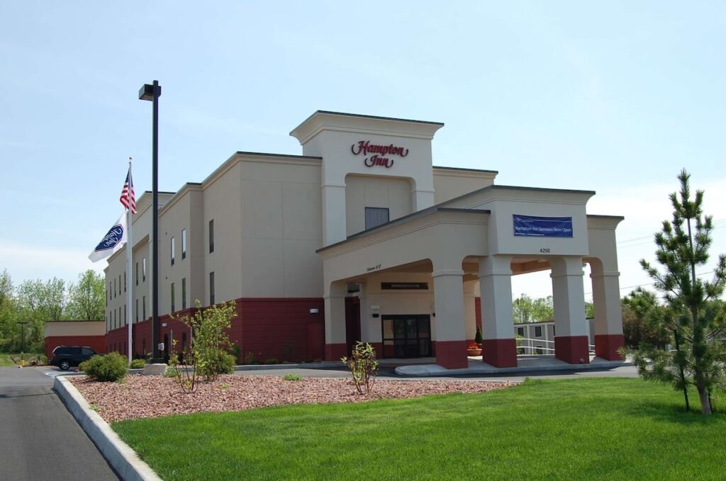 Hampton Inn Geneseo - Image 2