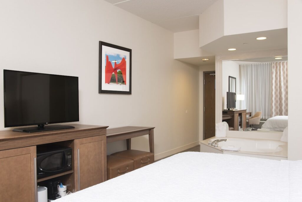 Hampton Inn Grand Rapids-South - Image 2