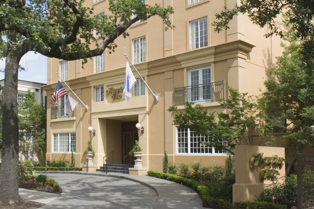 Hampton Inn New Orleans-St. Charles Ave./Garden District - Image 2